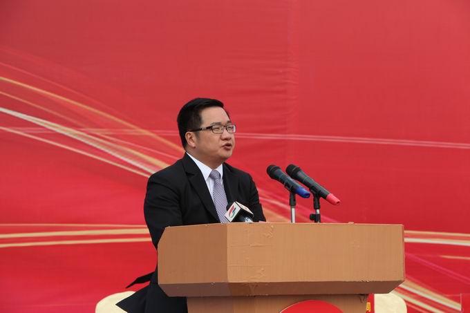 在动工仪式上,肇庆市委副书记吴华钦,肇庆高要区委书记黎晓华,区委副