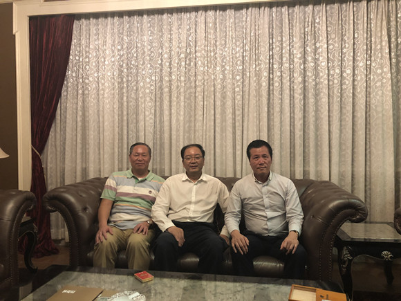 甘肃省副省长张世珍会见信基集团董事长张汉泉